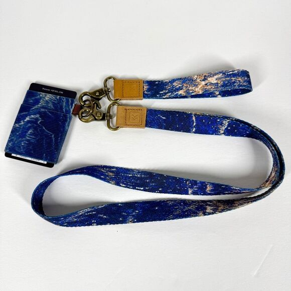 Thread NWT Wallet Watercolor Blue Tan Pattern Lanyards with Card Holder - Picture 5 of 5